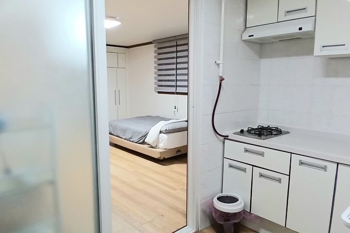 위치좋고 운동장원룸 9번째 이미지