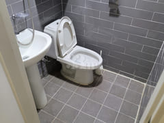 202E 13th image
