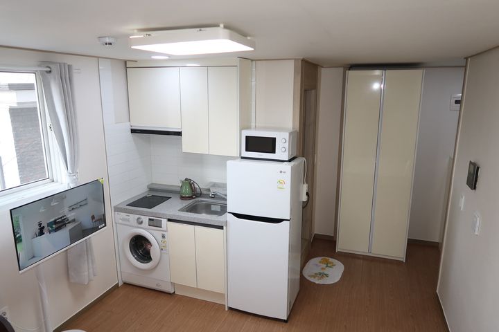 Gangbuk | Fully Furnished Studio | Short/Long 1th image