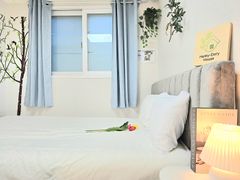 3-room, fully furnished, 10-minute walk from  7th image