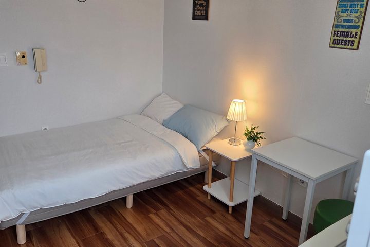 A sunny and cozy room 4th image