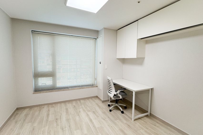 올리모델링 깔끔 화이트