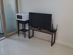 Room 202 6th image