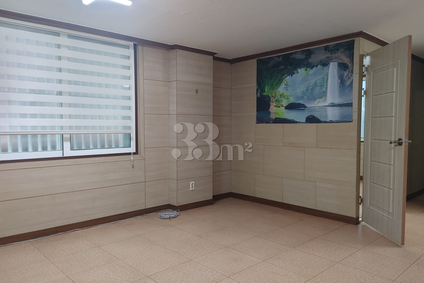 Spacious two-room apartment, 17 pyeong, for 5 0th image