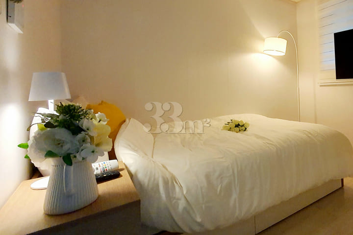 4-minute walk from Sindae-bang Samgeori Stati