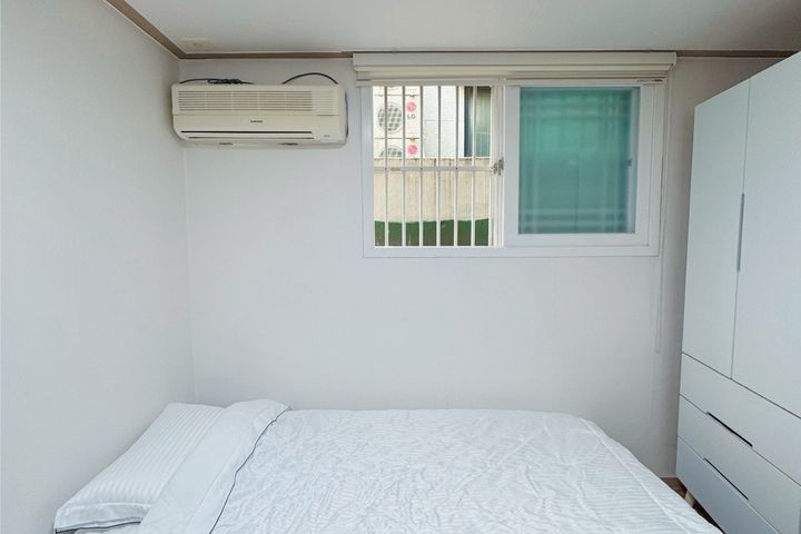 2 minutes from Sangdo Station, Yongsan Statio 8th image
