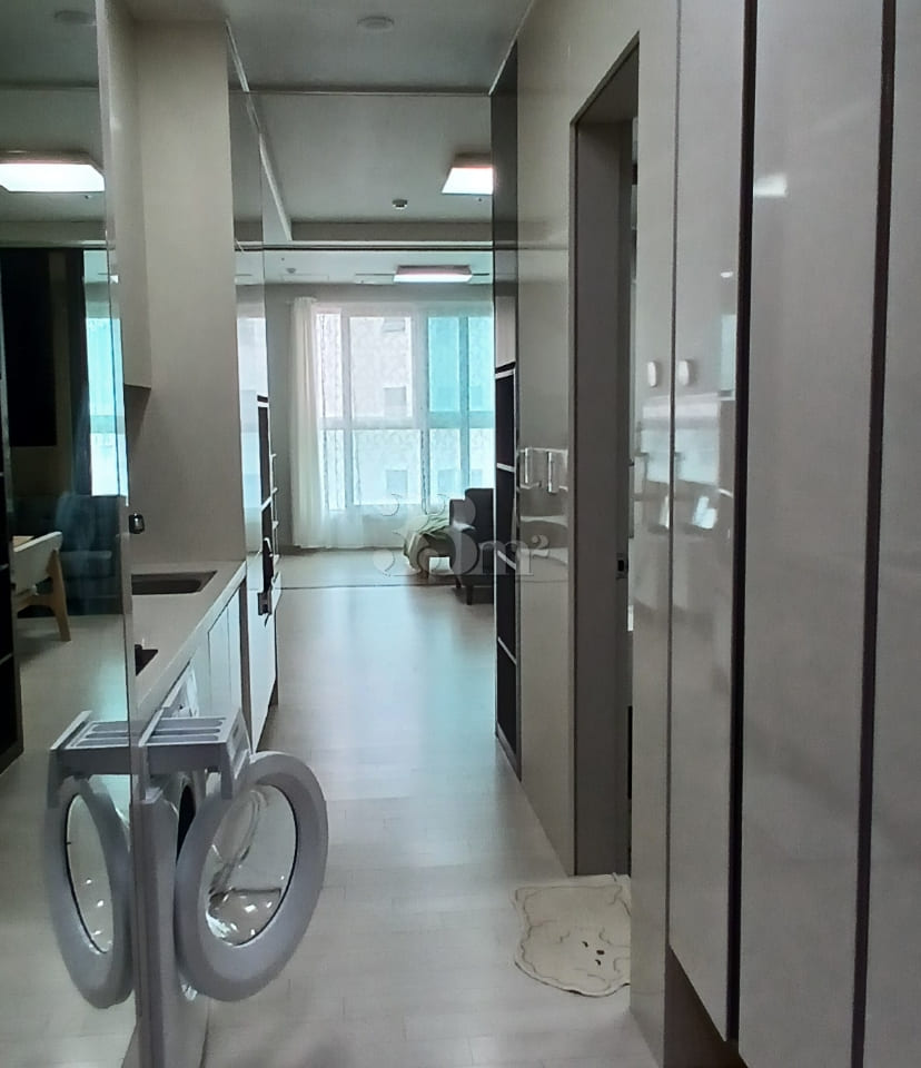 1.5-pyeong officetel with a separate layout 1th image