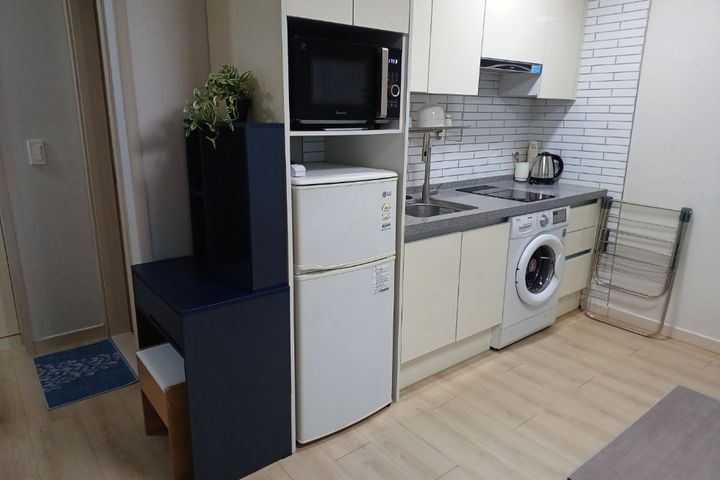 Fully furnished studio apartment near Innovat 7th image