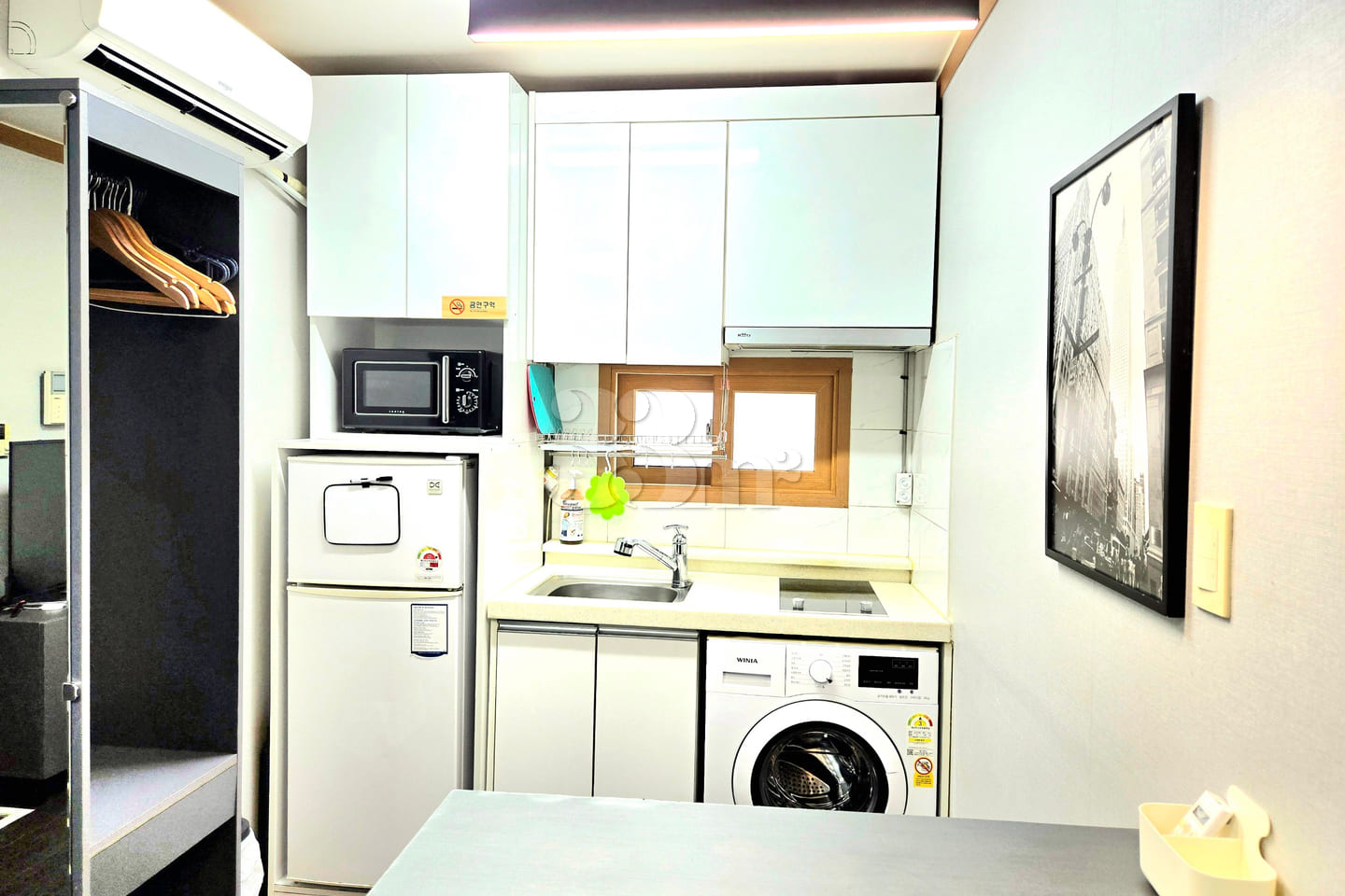 Cozy Studio in Mangwon (Unit 404) 12th image