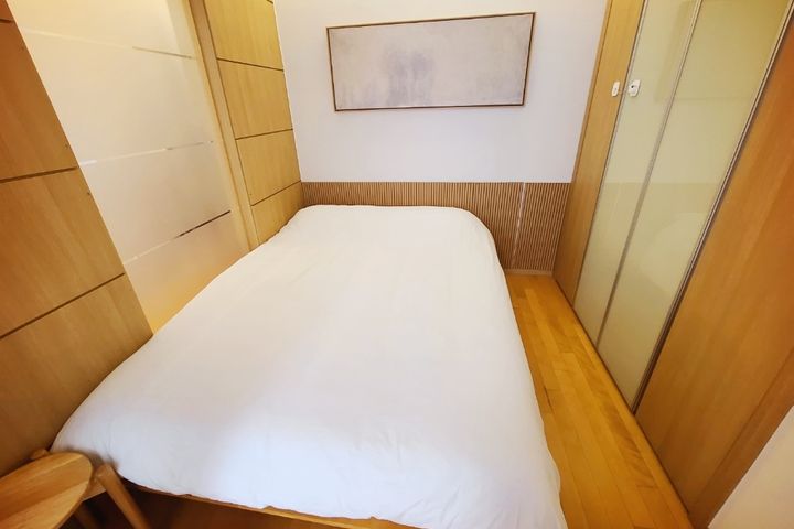 Jeongja Stay / Spacious 1.5-Room Unit 3th image