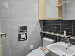 City View High-Rise, Fully Furnished! 3th image