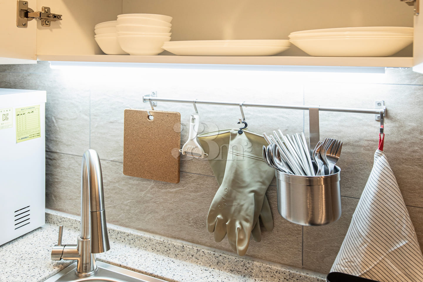 New Luxury Fully Furnished Unit 304 11th image