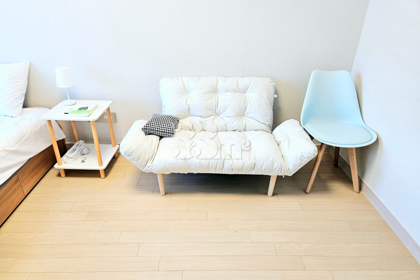 Fully furnished/Gigabit internet/New 3th image