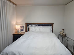 1 minute from the Han River; fully furnished; 5th image