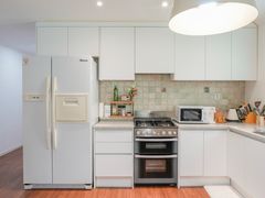 Luxury Villa in Itaewon 🏡 / Sleeps 4 2th image