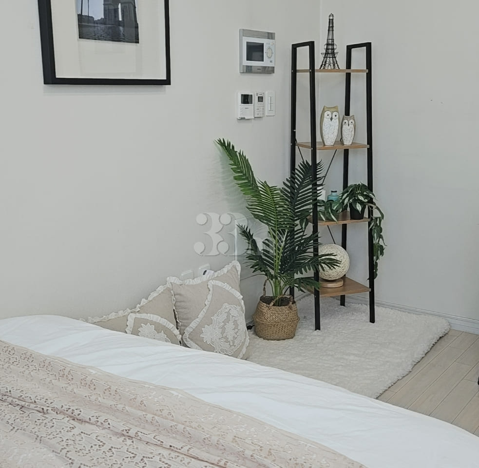 A beautiful, high-rise home near Dongdaegu St 3th image