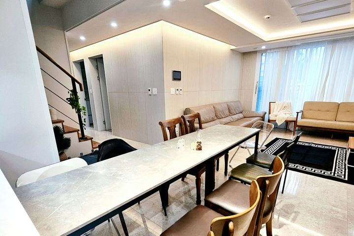 Newly built duplex penthouse for 10 people 1th image
