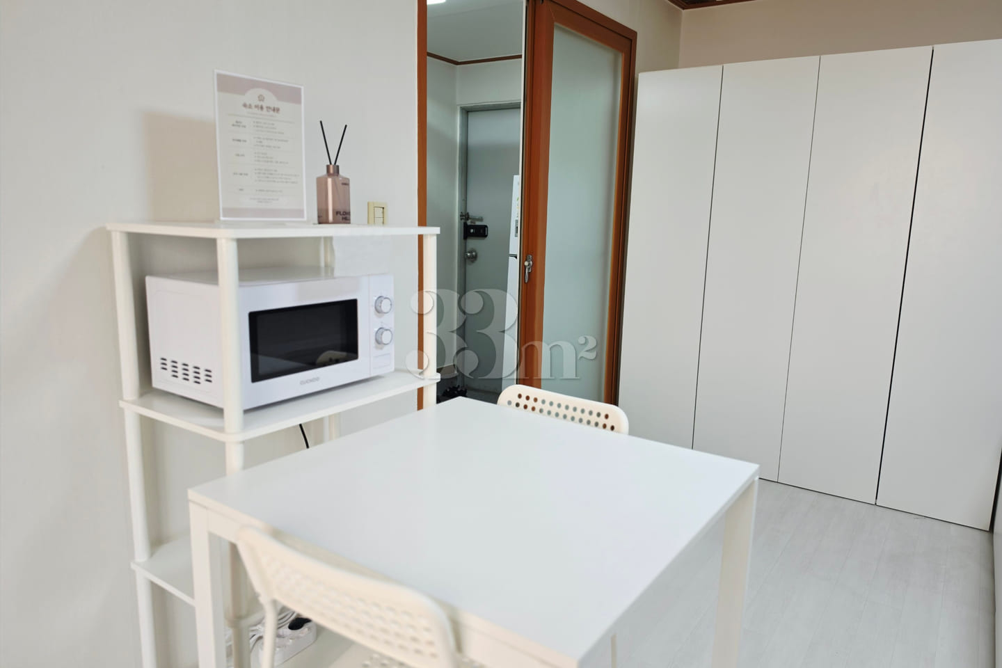 Dujeong-dong, spacious room with 1 queen bed 4th image