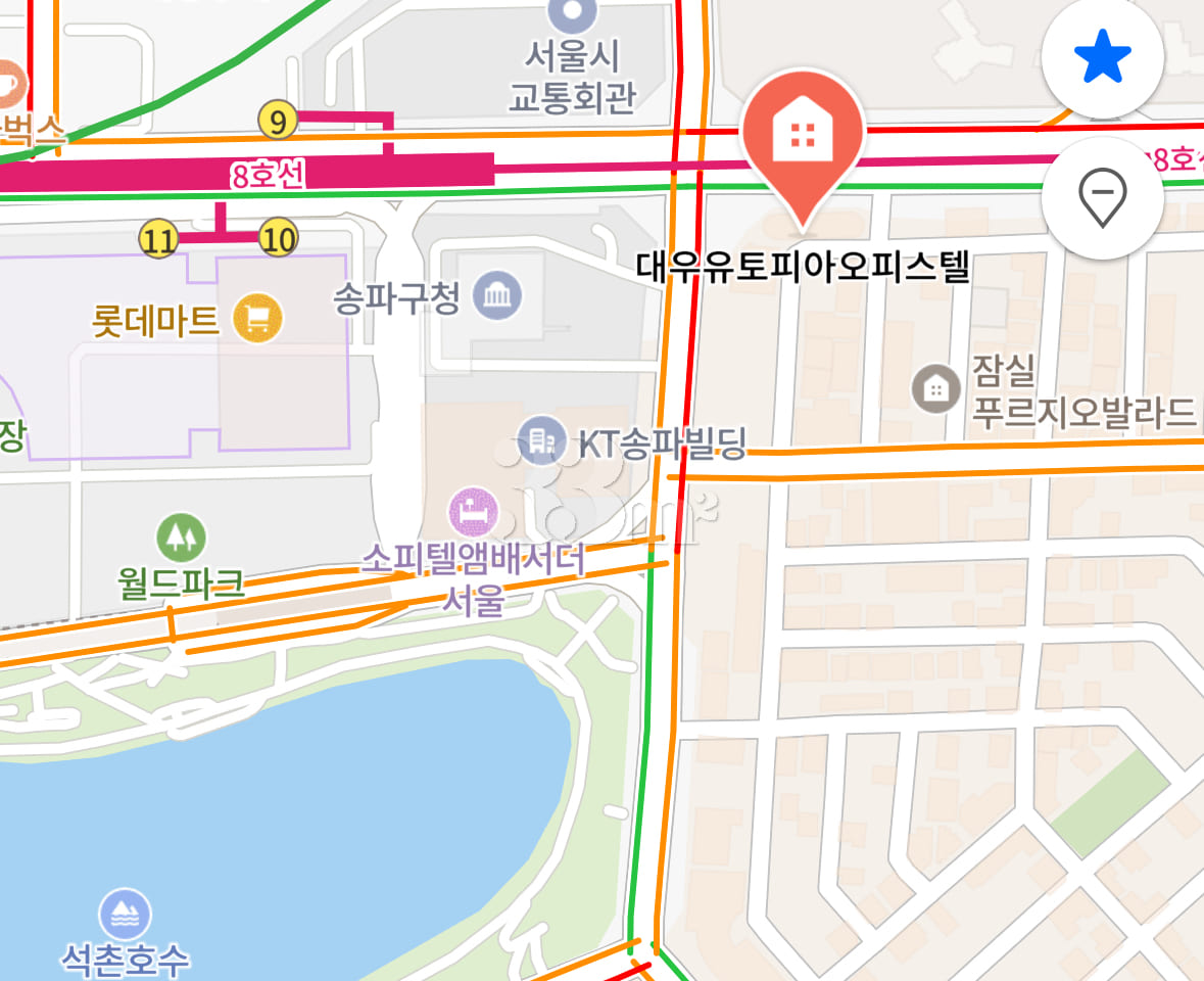 Jamsil Station 🩷 3 minutes to Seokchon Lake 7th image