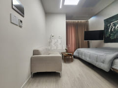 J2๐Fully-furnished Studio Apartment with a G 3th image