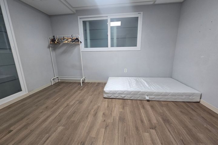 Newly built full villa, 5 minutes from Hwagok 13th image