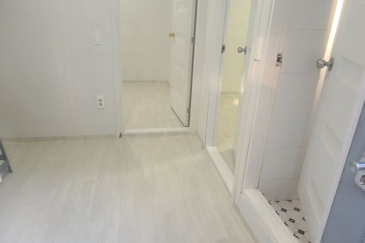Two-room apartment near Bucheon Station at a 3th image