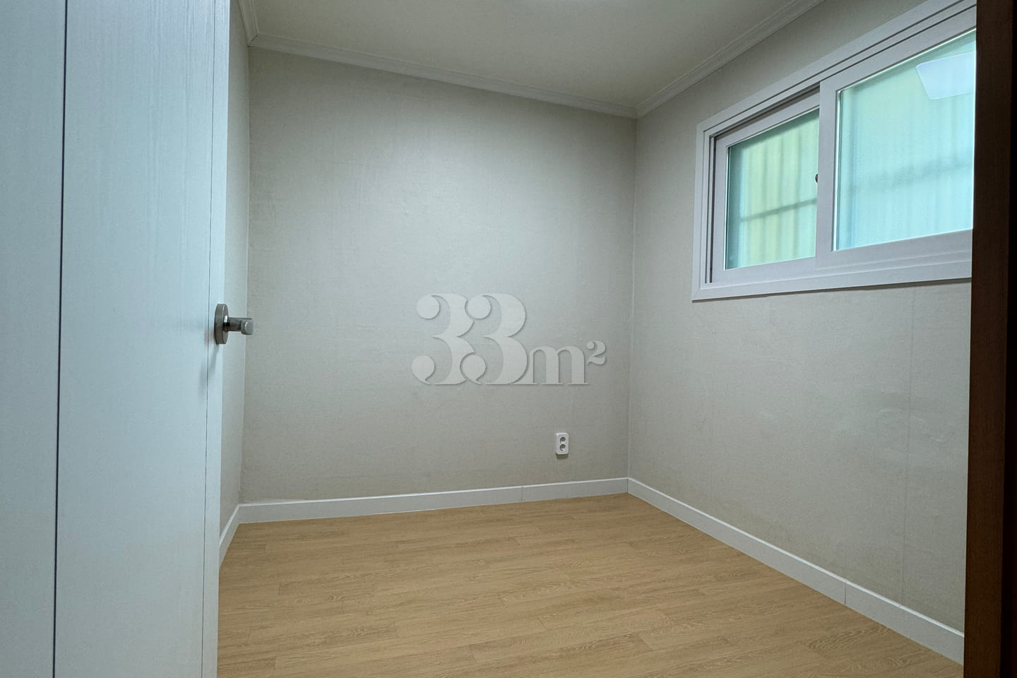 Two-room apartment near the government comple 5th image