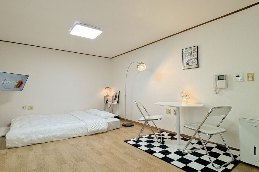 홍대 초역세권 넓은원룸 18번째 이미지