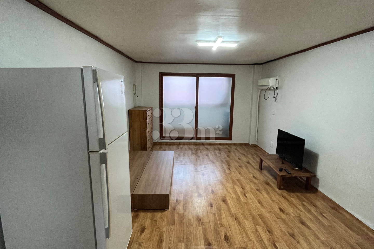 Room 201 0th image