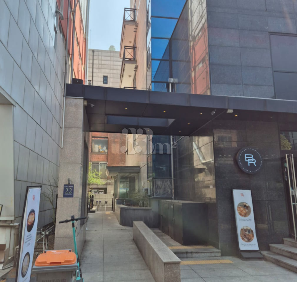 Gangnam Station Free Parking 501 13th image