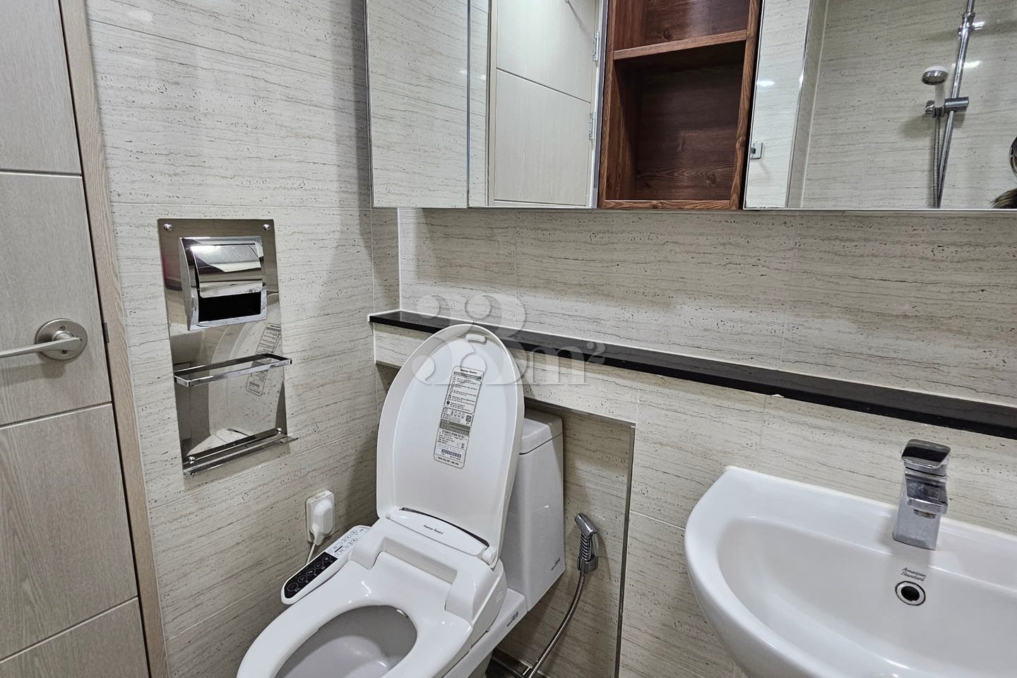 Newly built near the airport/1 minute to E-Ma 5th image