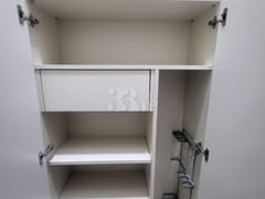 Newly built, fully furnished unit in central 13th image