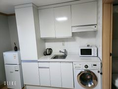 Near the subway station, individual heating, 3th image