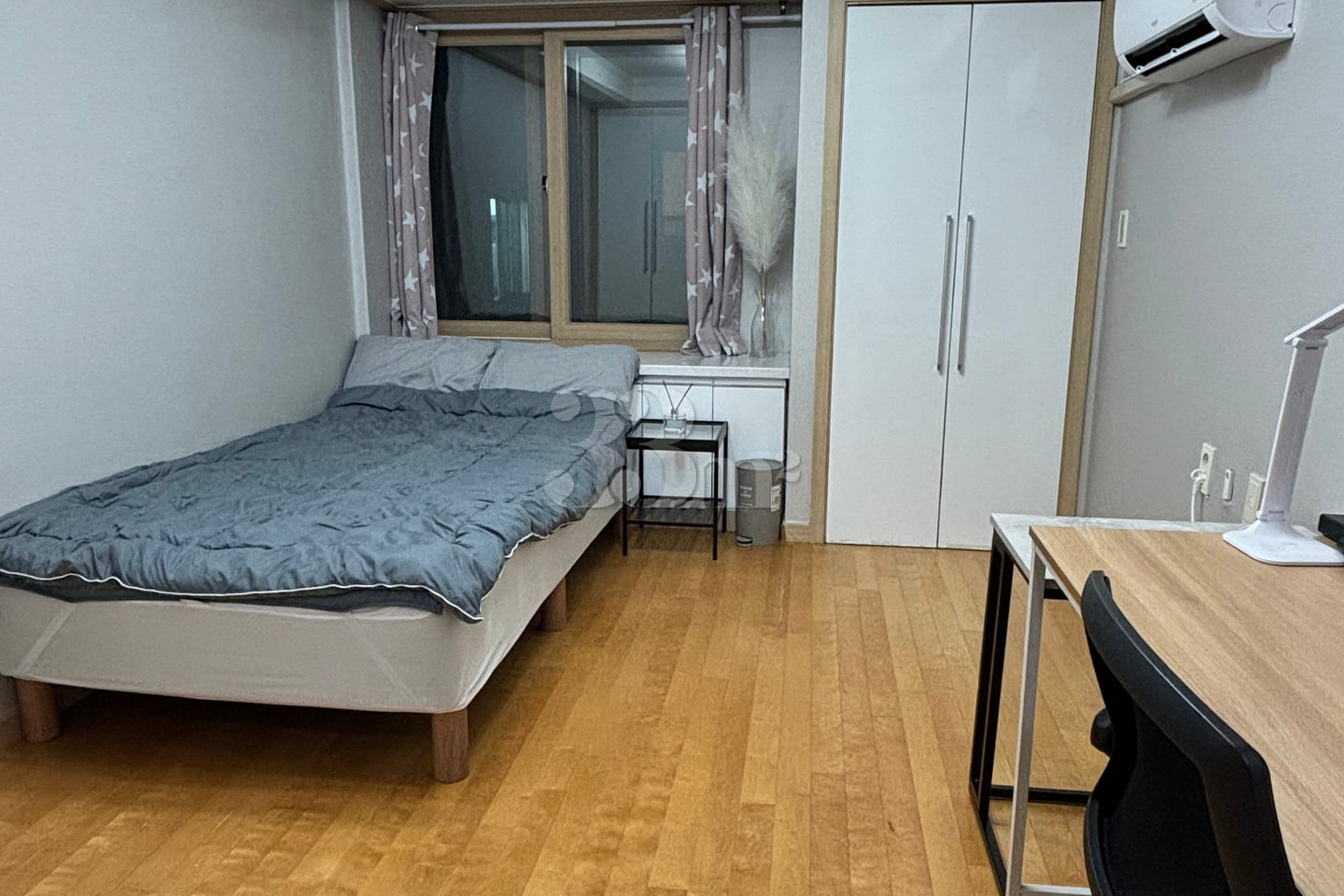 Gangnam Station, 1-minute walk, fully furnish 2th image