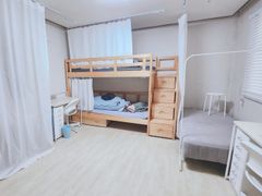 쉐어하우스 2층침대 1번째 이미지