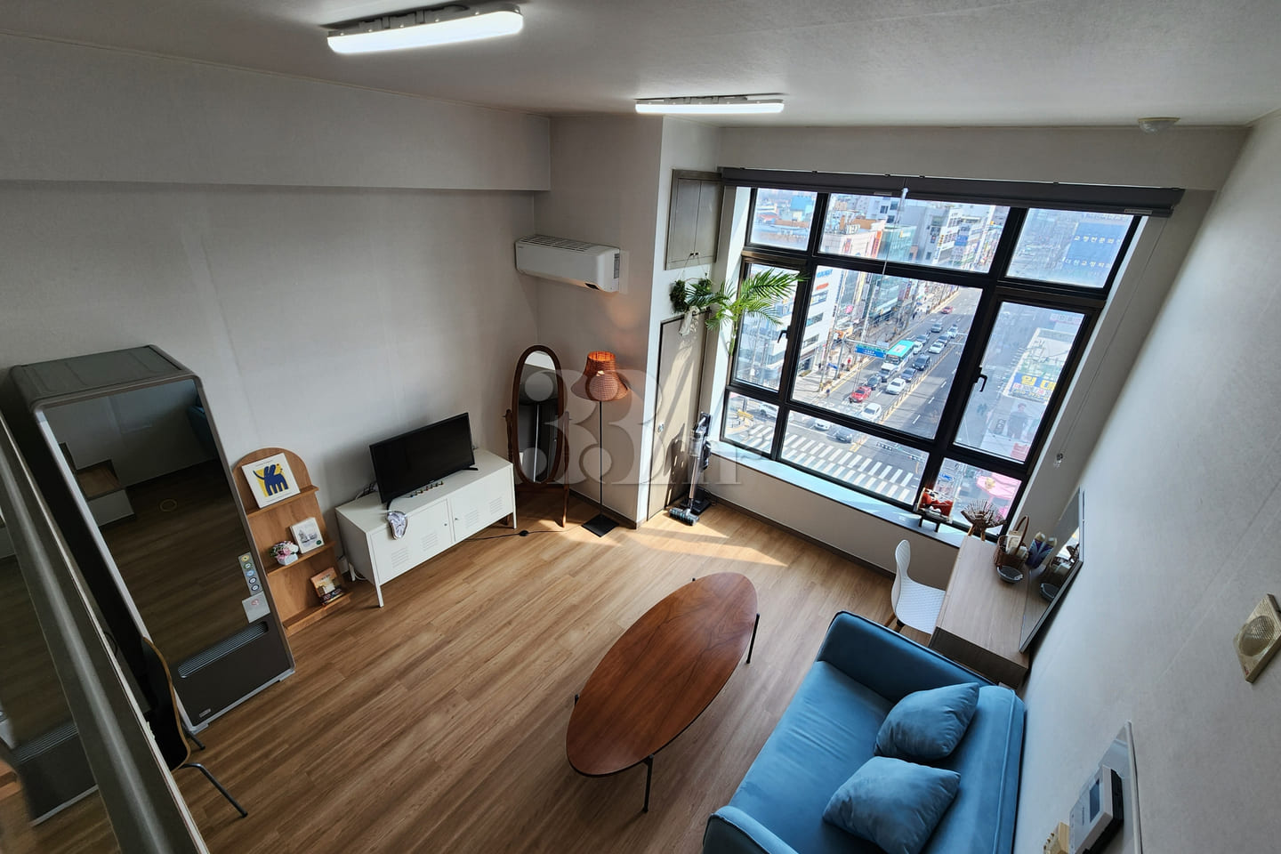 Guri Station Loft – Sleeps up to 4 ♡ 0th image