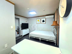 Neat Studio in Mangwon (Unit 201) 6th image