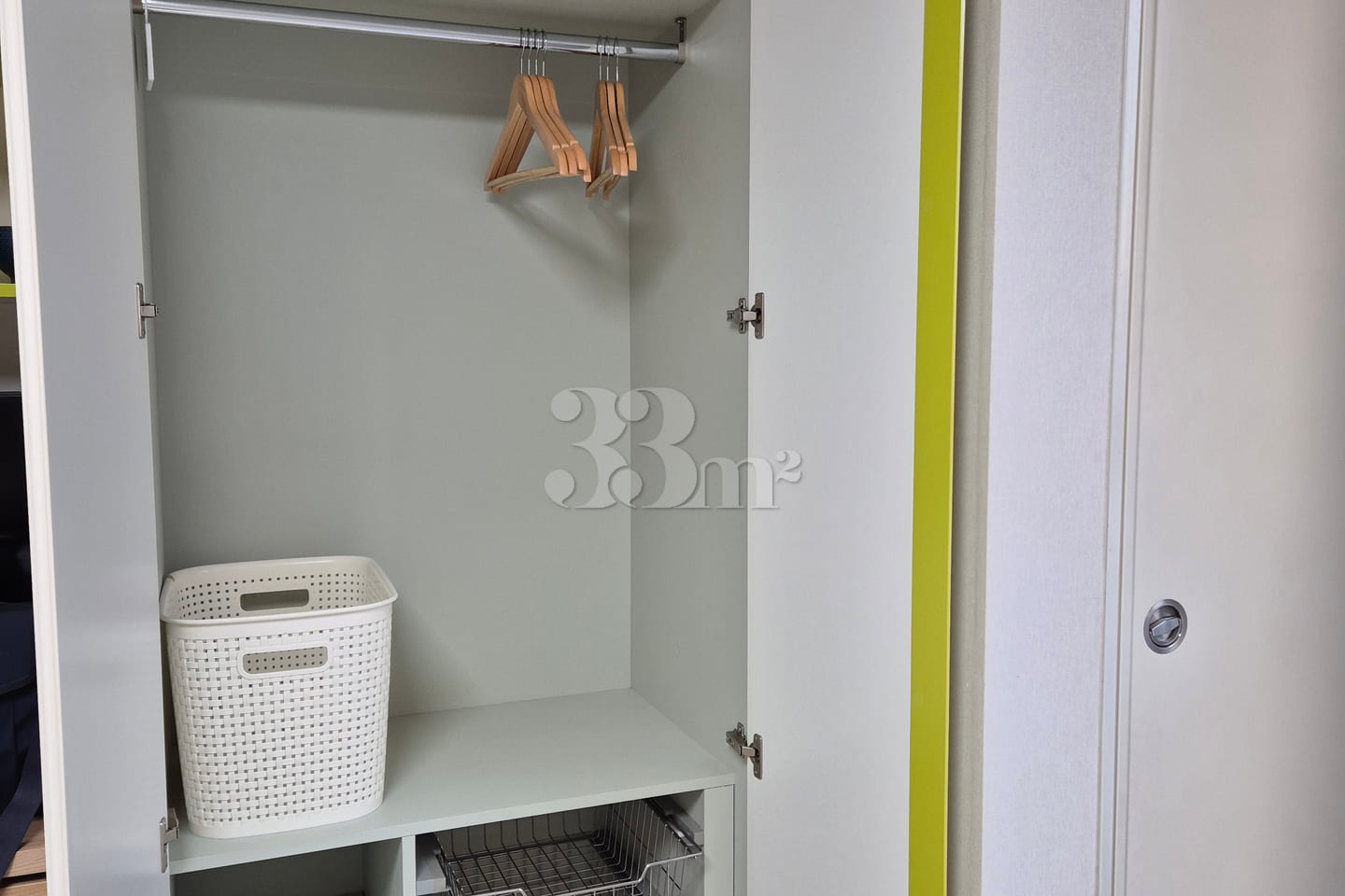 Clean, spacious room 3 minutes from Pyeongtae 10th image
