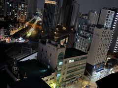 Loft-style officetel near Hoegi Station 12th image