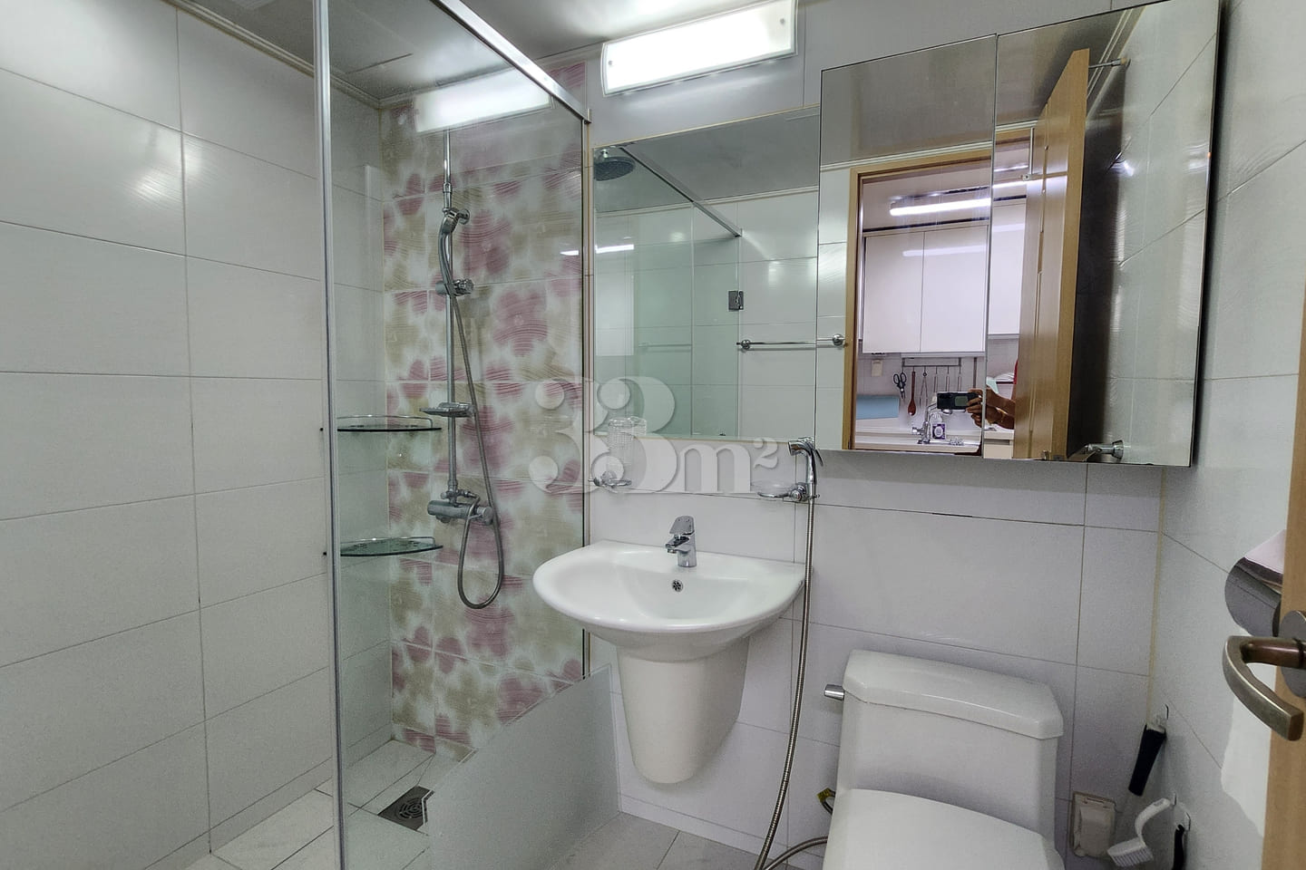 Geoje Island Short-term Rental 617 6th image