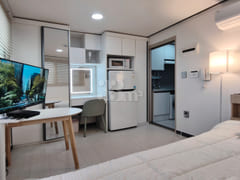 Large studio apartment near Sindae-bang Stati 0th image