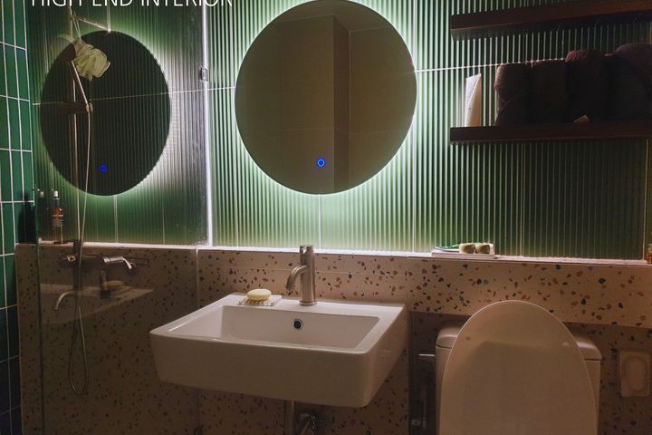 🎨Luxury Remodeled Apartment with a Great Vie 0th image