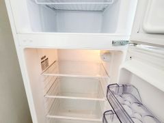 ❤️Newly renovated, sunny 2-room apartment in  6th image