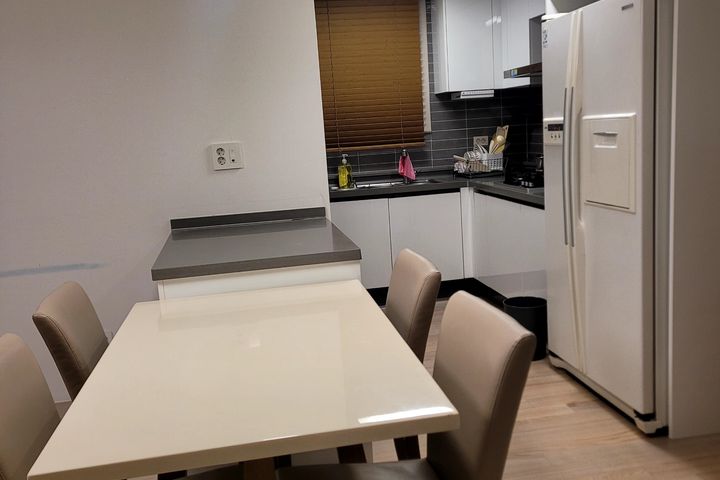 Newly built apartment within walking distance 4th image