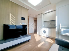 ⚡Super Special Price, Fully Furnished Two-Roo 0th image