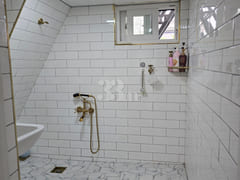 3-bedroom apartment with living room near a c 9th image