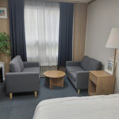 편리하고 편안한 쉼 방 이미지