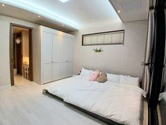 Three-bedroom detached house with a fireplace 1th image