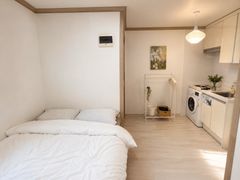 Cozy studio near Seoul Station 0th image