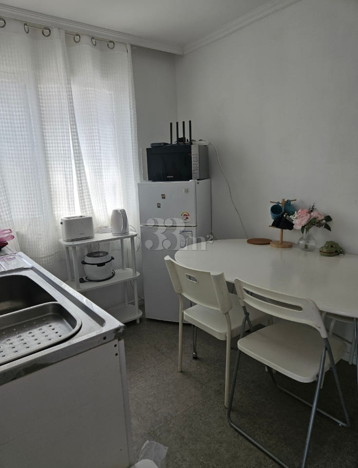 #10 Hapjeong Hongdae 2-room 3-bed 9th image